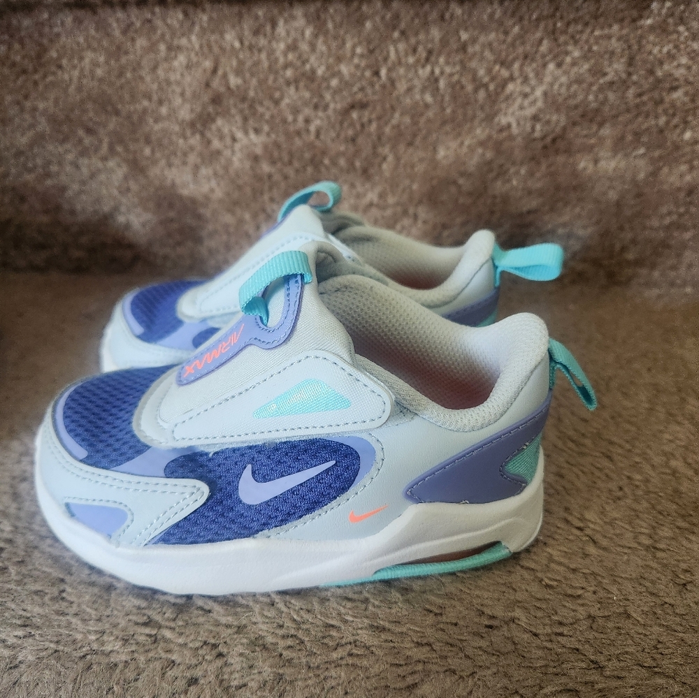 NIKE Girls 7C Shoes- (2 Pairs) Athletic+Water Sandals